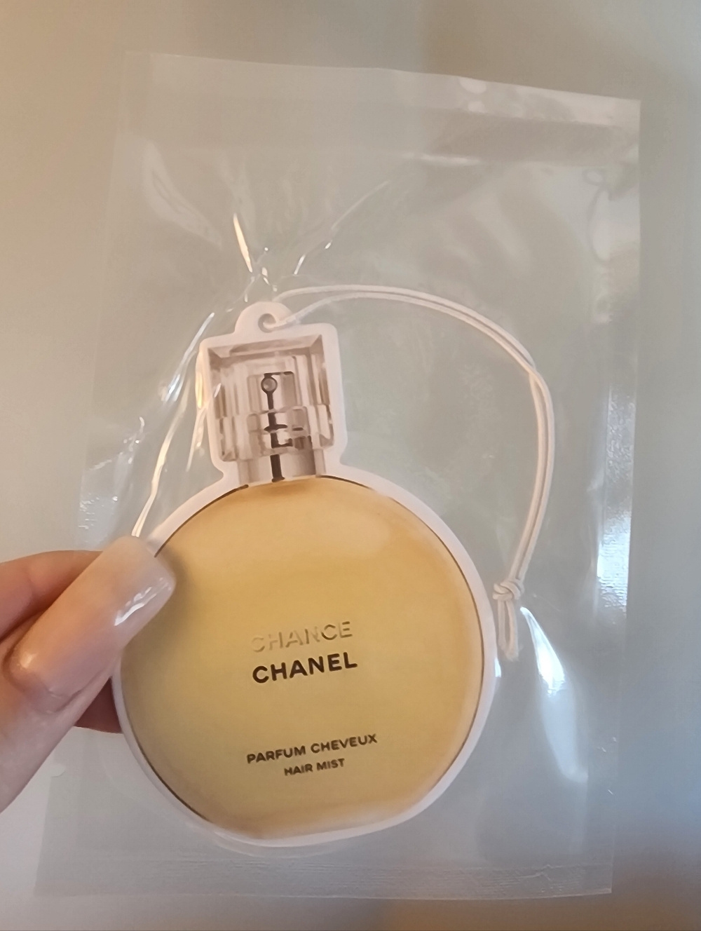 NWR CHANEL Chance Bottle Graphic Hanging Air Freshener Parfum Cheveux